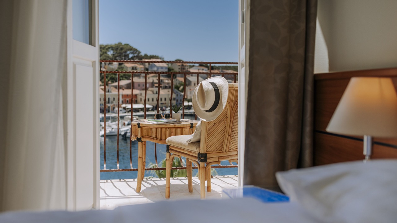 Photo of Patio Balcony in Cove Murtar