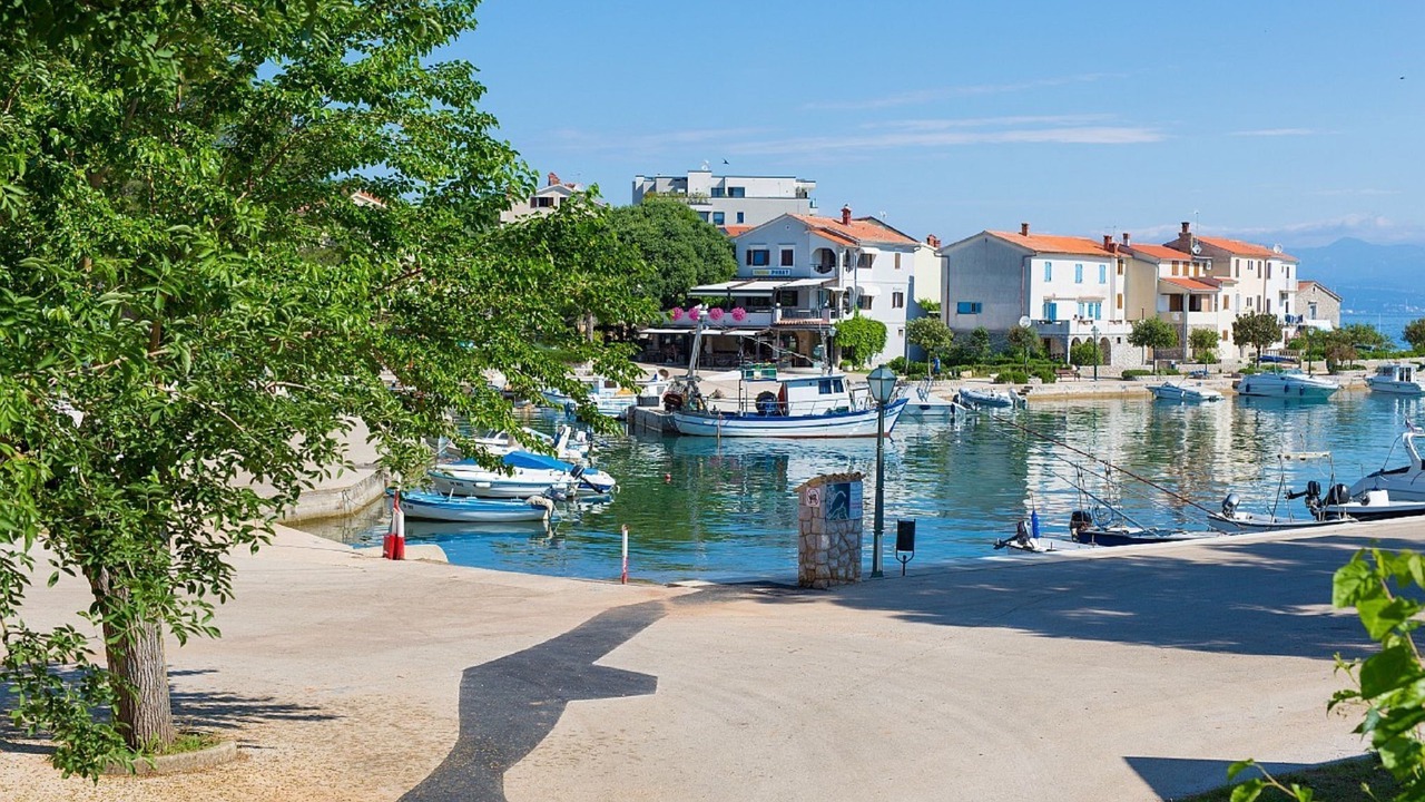 Photo of Outdoor in Porat