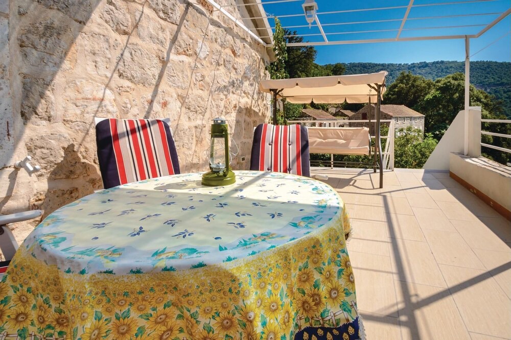 Photo of Patio Balcony in Mljet