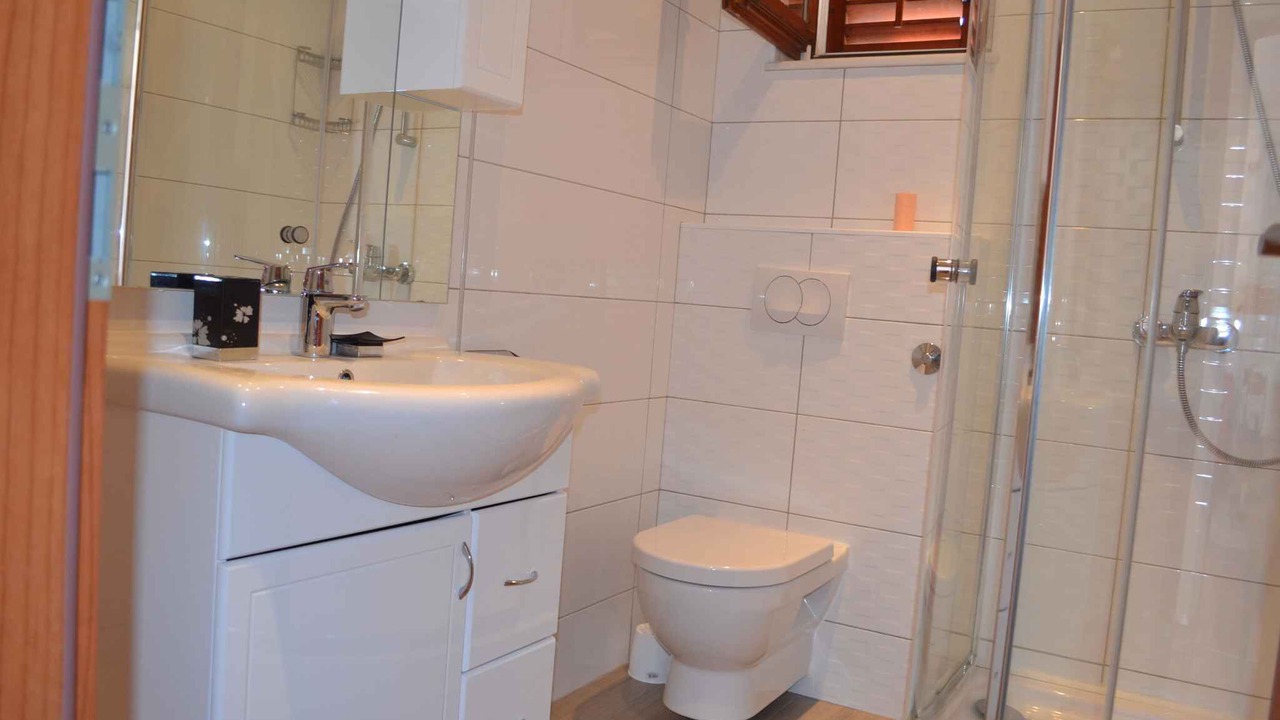 Photo of Bathroom in Srima