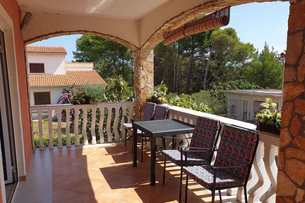 Photo of Patio Balcony in Vir