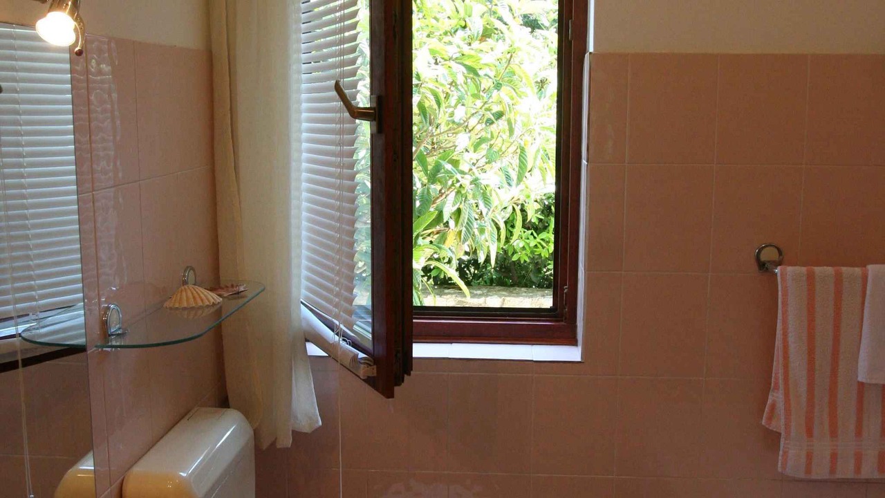 Photo of Bathroom in Muline