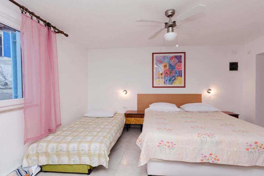 Photo of Bedroom in Brsec