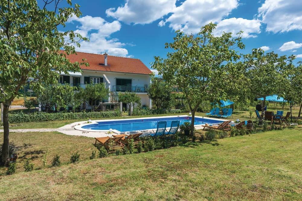 Photo of Outdoor in Ruzic