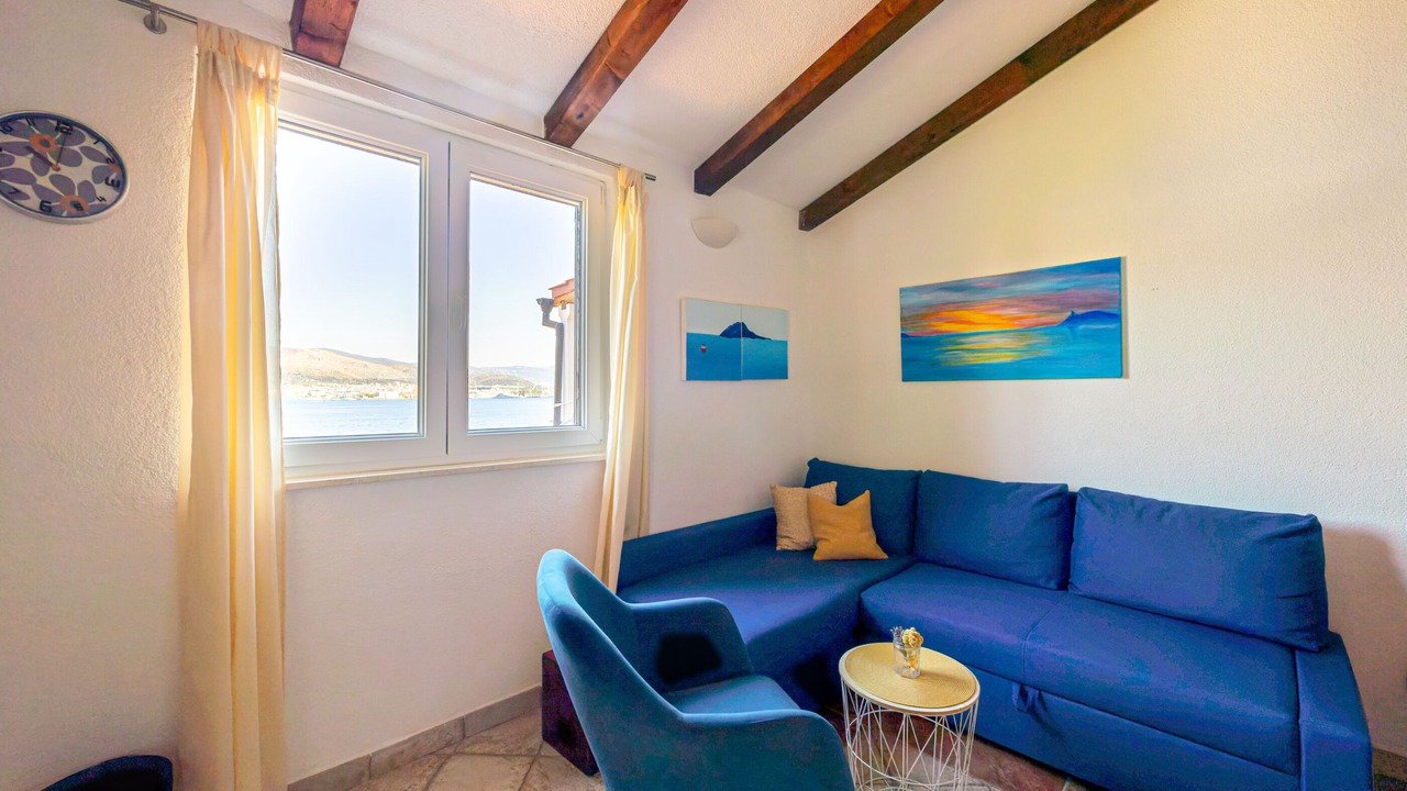 Photo of Livingroom in Okrug Donji