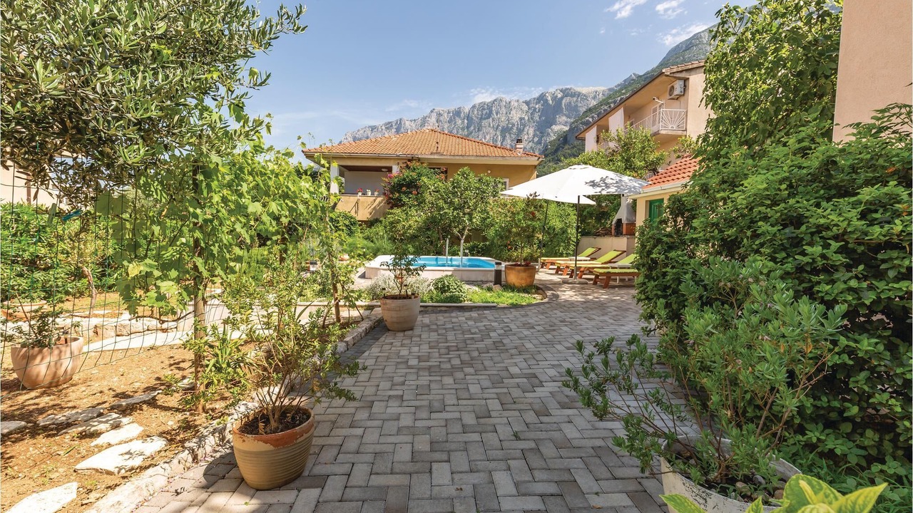 Photo of Outdoor in Bidol