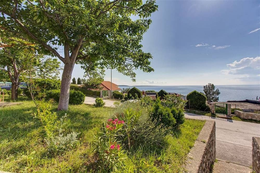 Photo of Outdoor in Miholascica