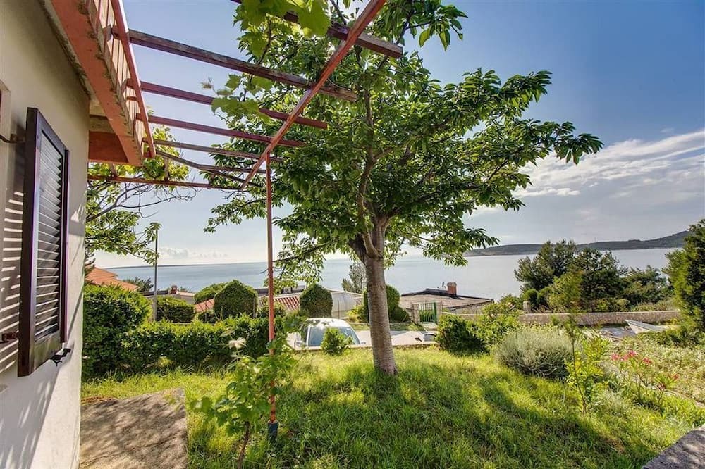 Photo of Outdoor in Miholascica