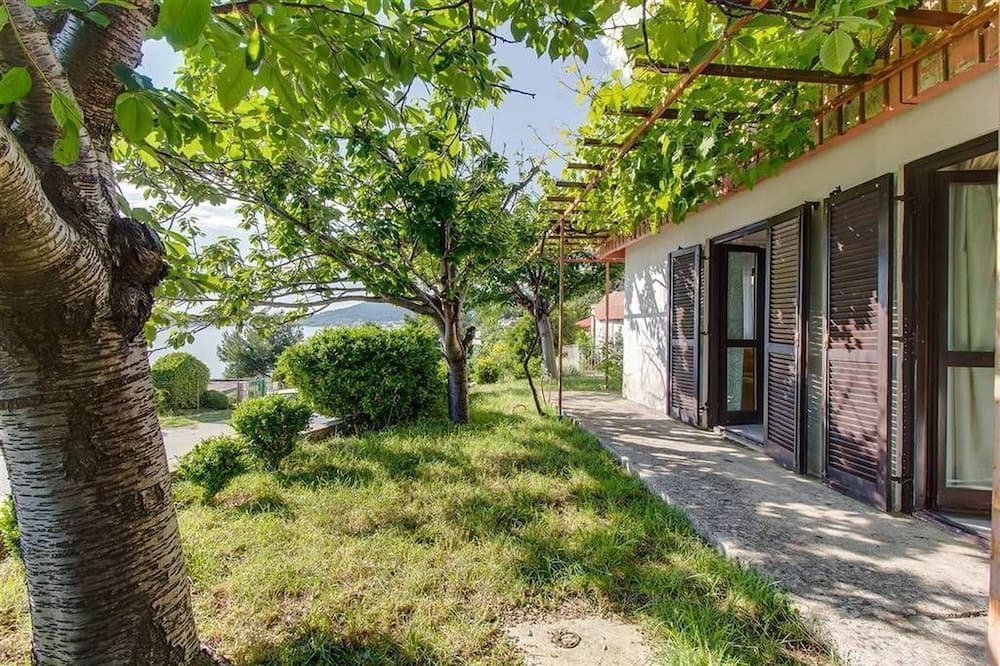 Photo of Outdoor in Miholascica