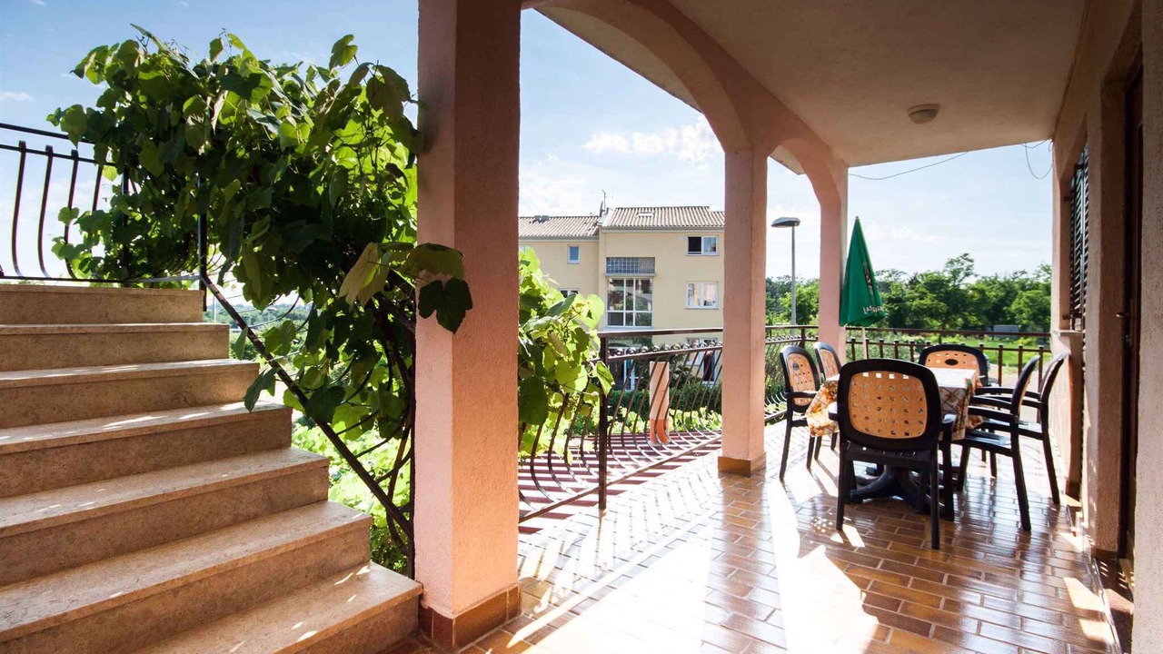 Photo of Outdoor in Monterol