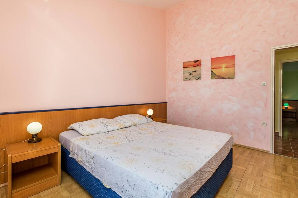 Photo of Bedroom in Miskovici