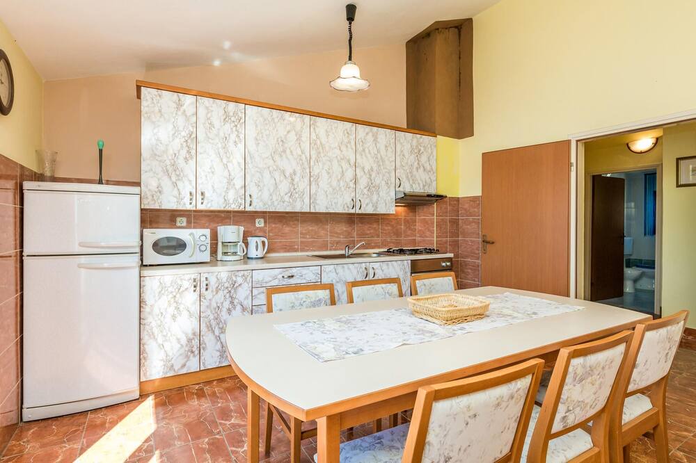 Photo of Kitchen in Miskovici
