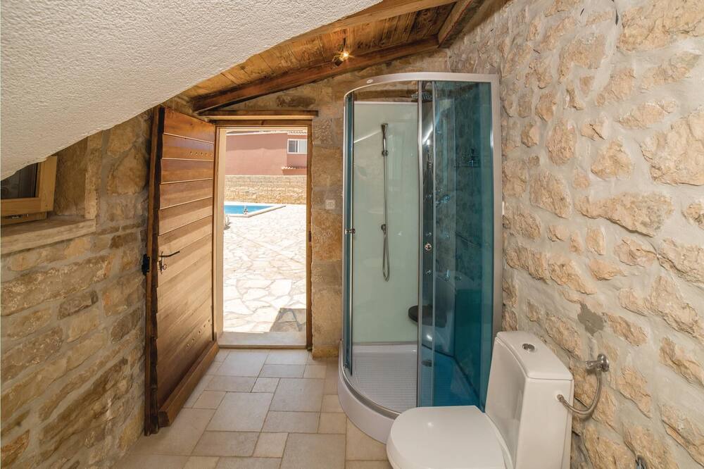Photo of Bathroom in Galovac