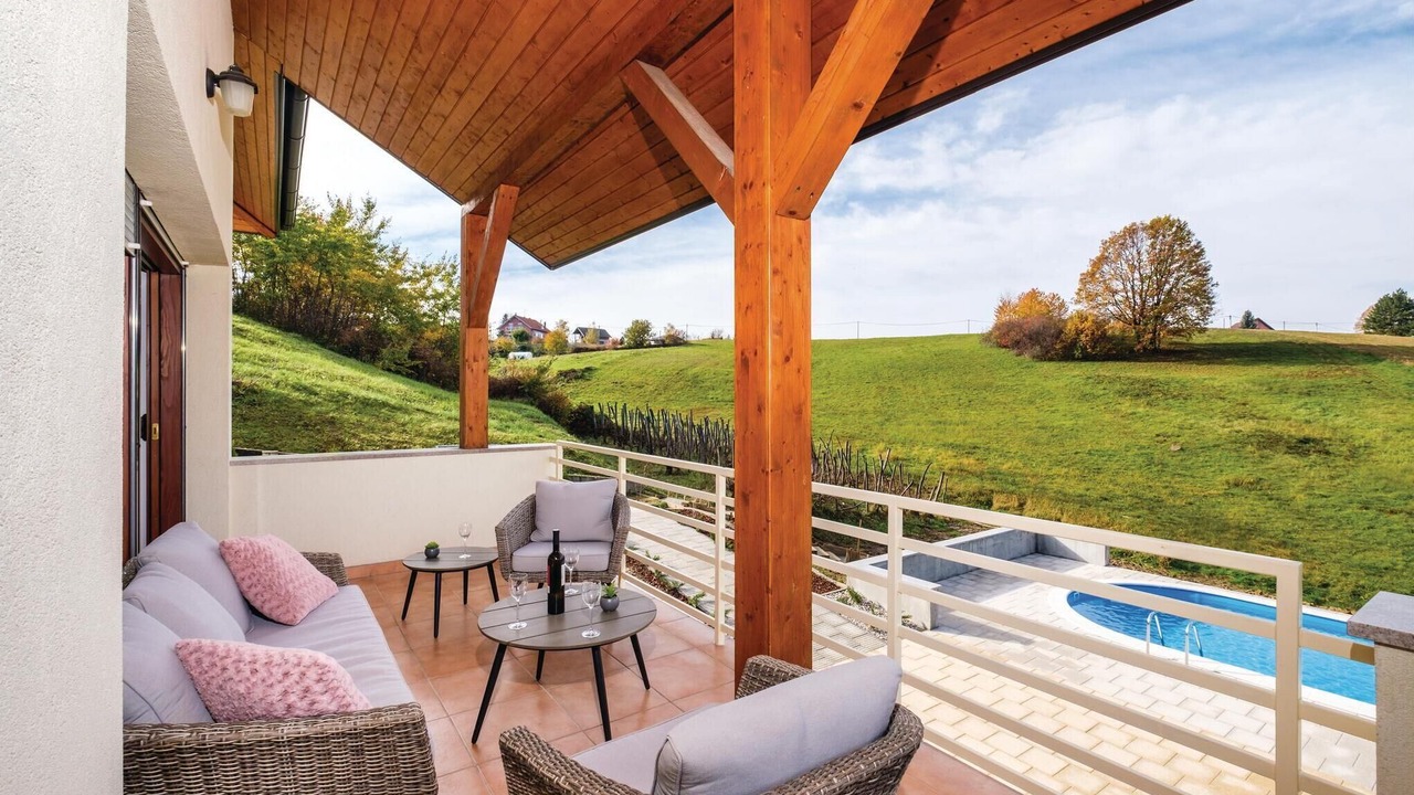 Photo of Patio Balcony in Kupinecki Kraljevec