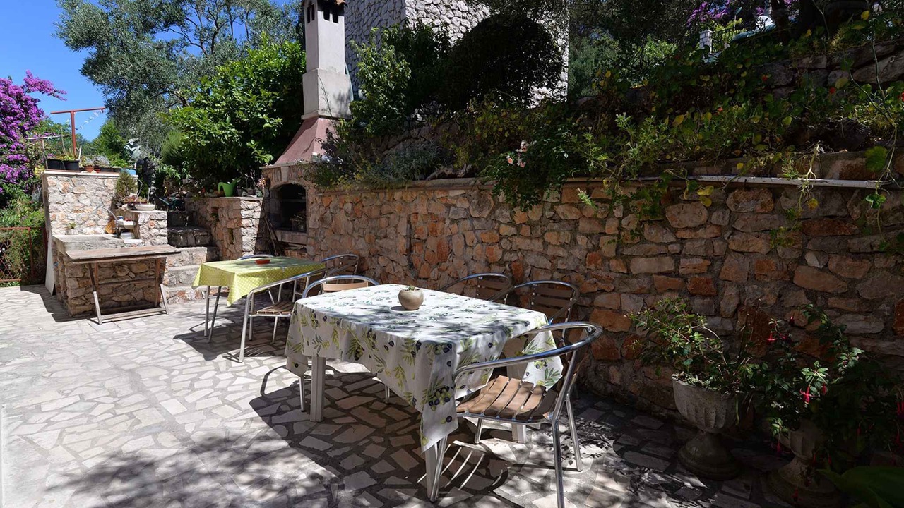 Photo of Outdoor in Cove Murtar