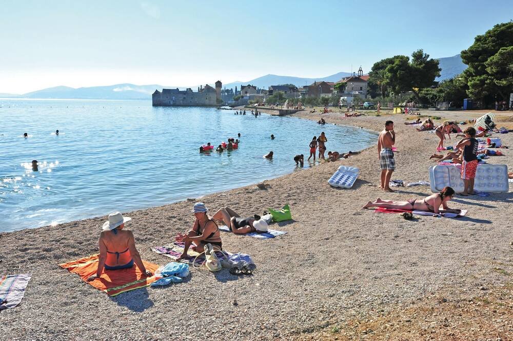 Photo of Others in Solin
