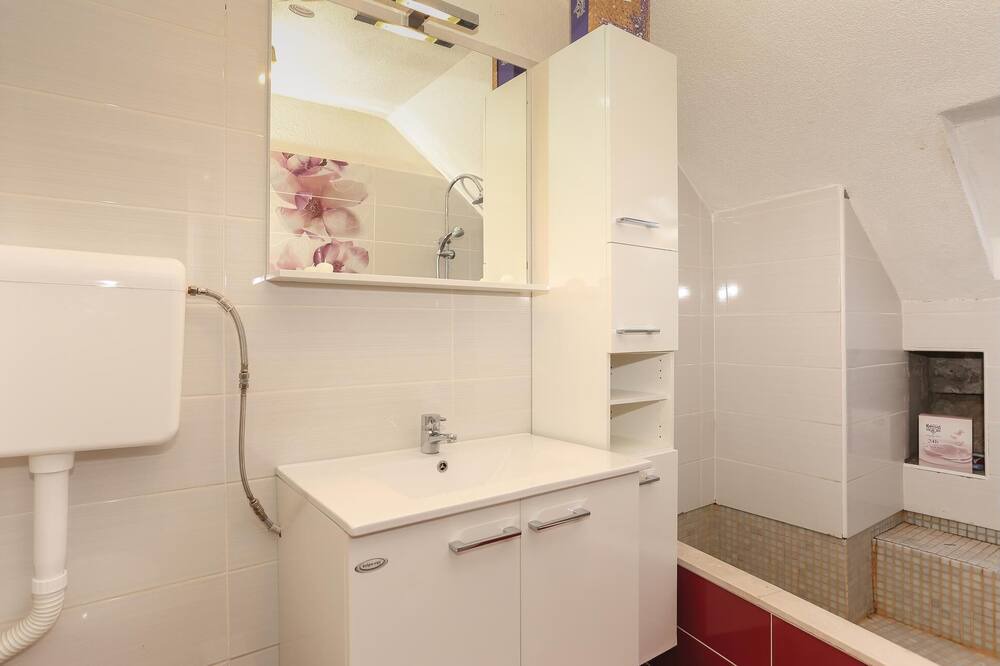 Photo of Bathroom in Solin