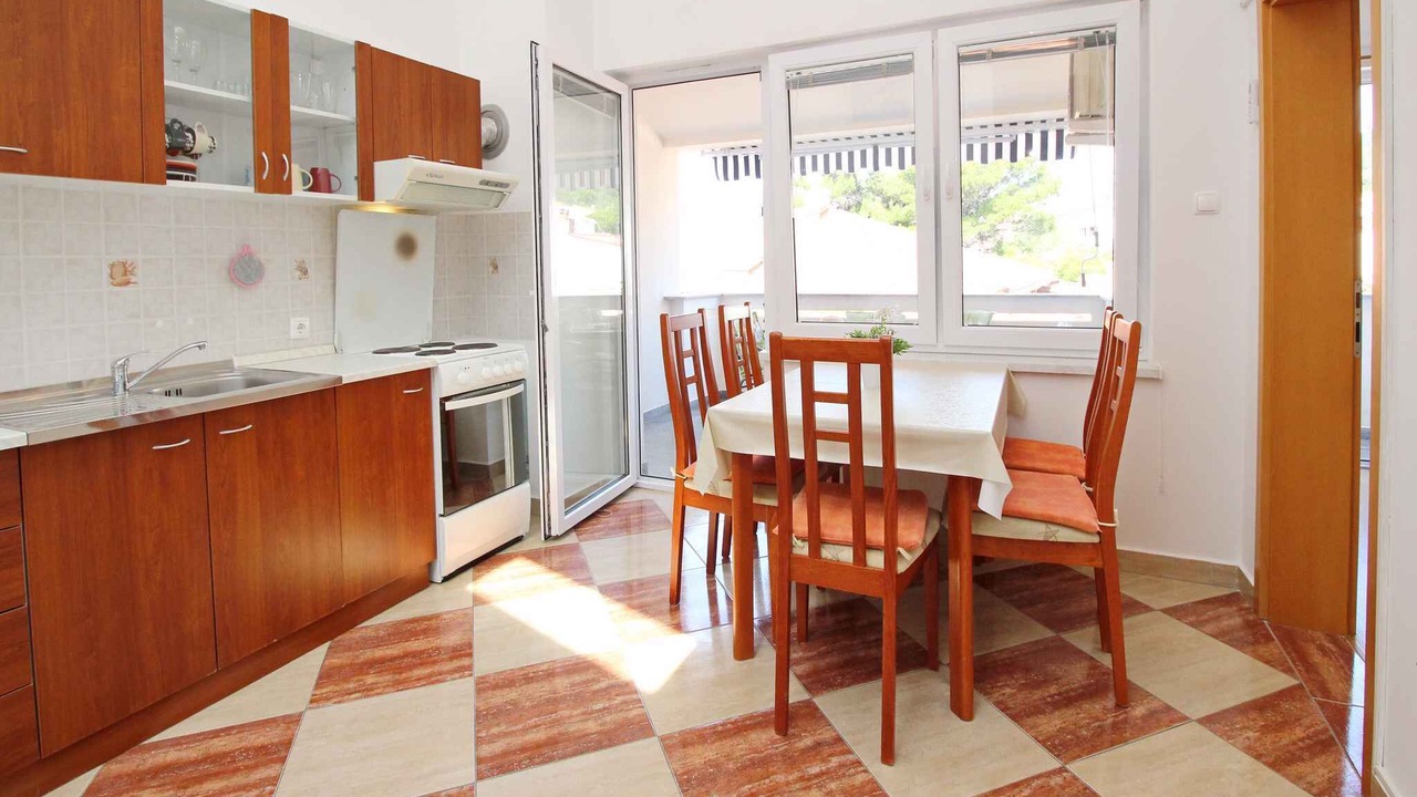 Photo of Kitchen in Batomalj
