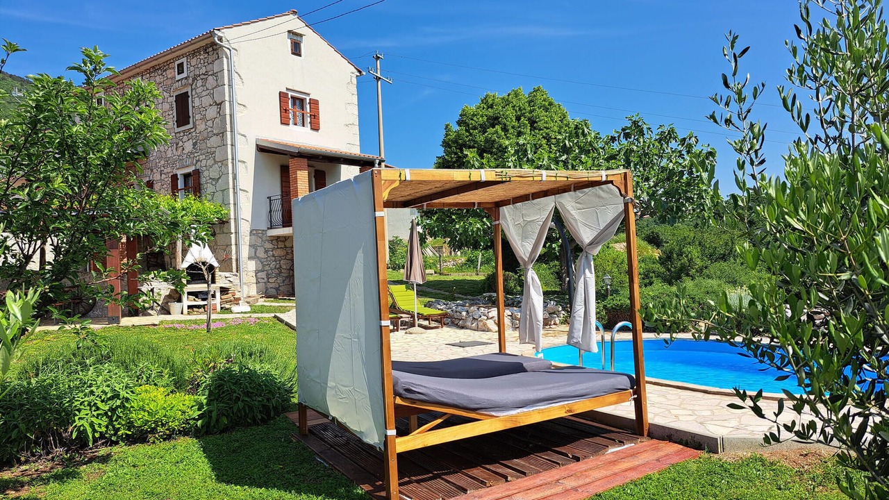 Photo of Outdoor in Martina