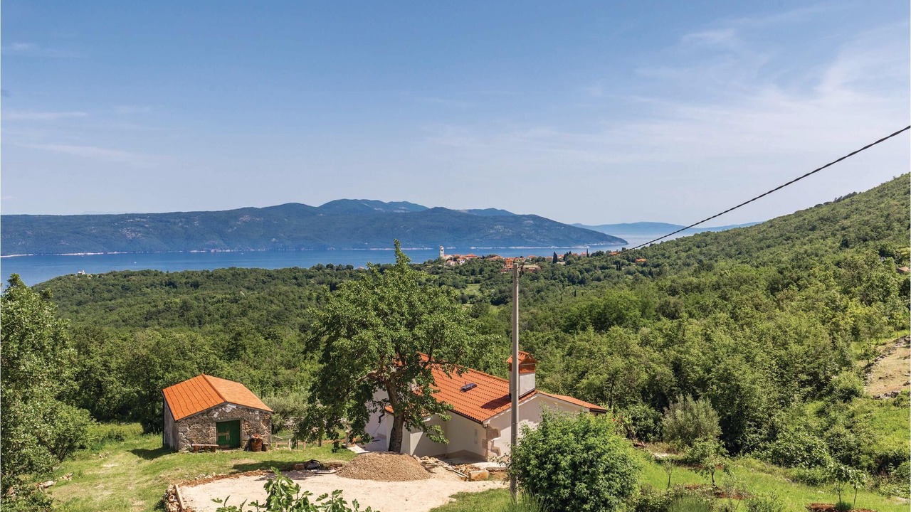 Photo of Outdoor in Martina