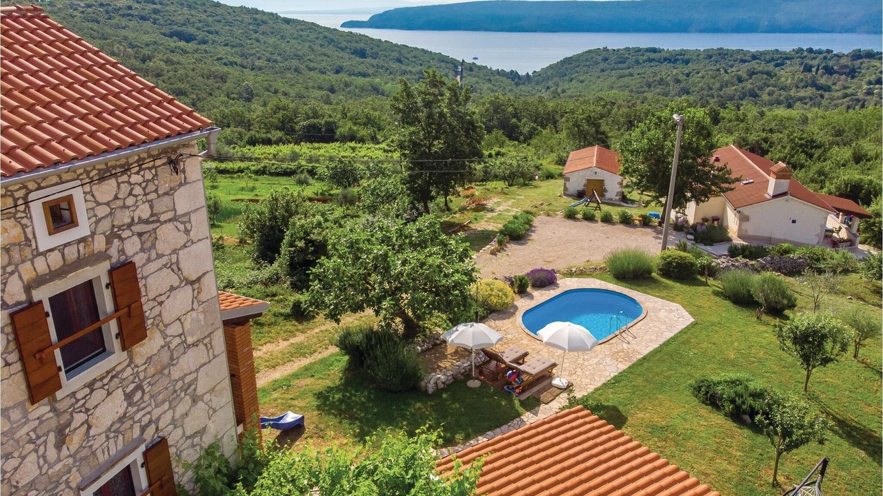 Photo of Outdoor in Martina