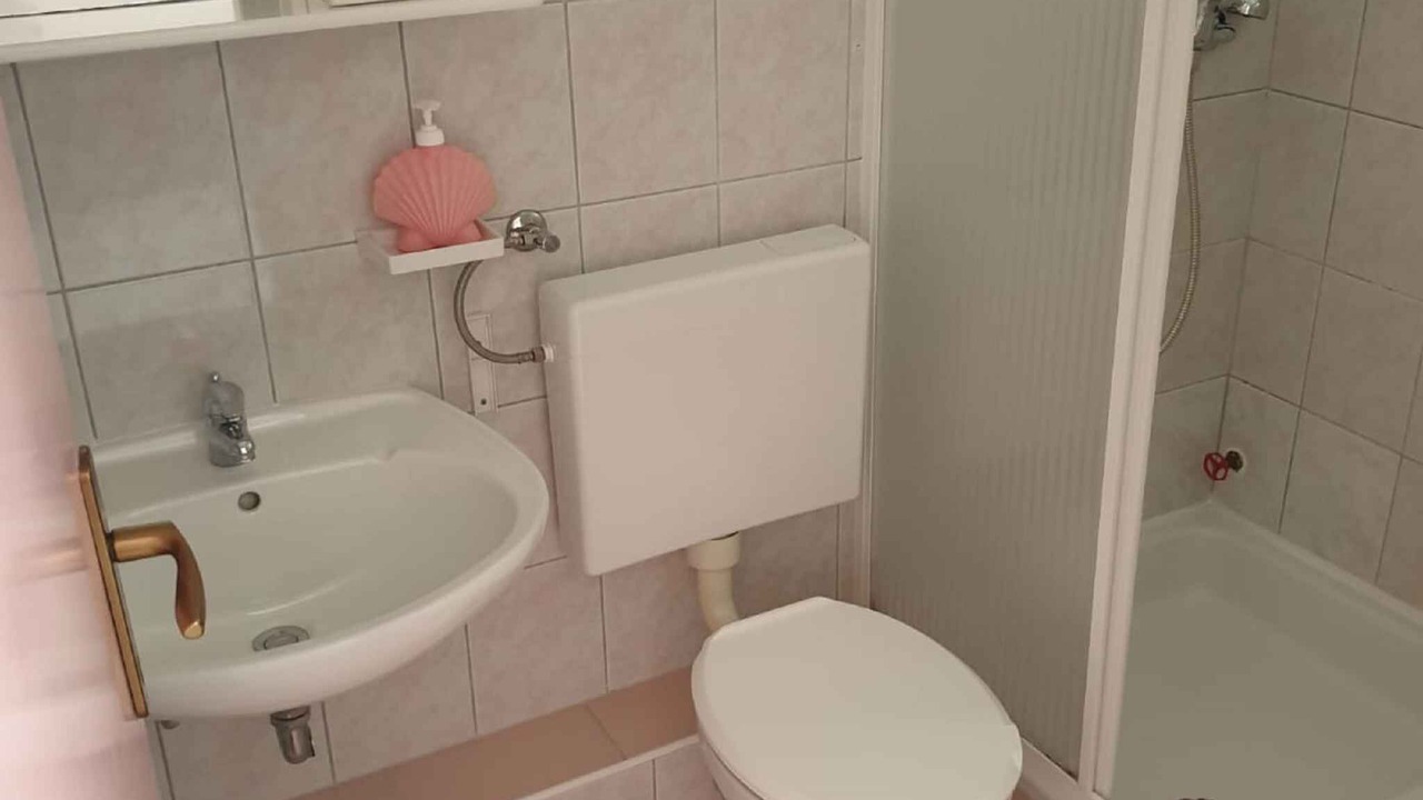 Photo of Bathroom in Kukljica