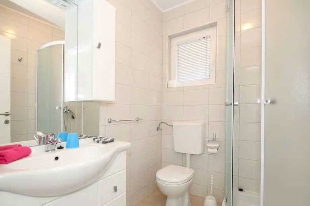 Photo of Bathroom in Mimice