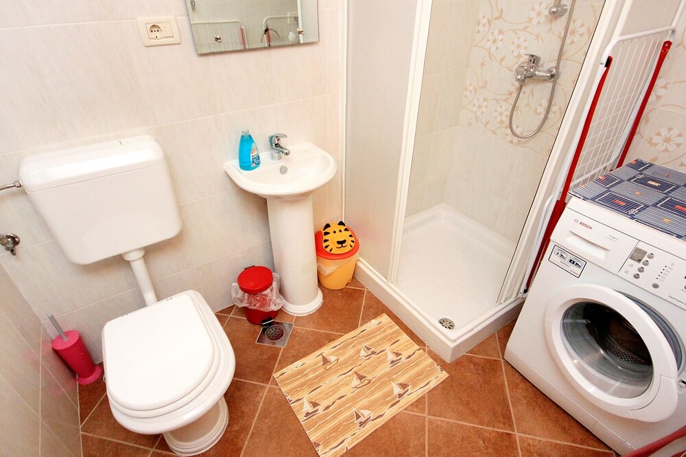 Photo of Bathroom in Orihi