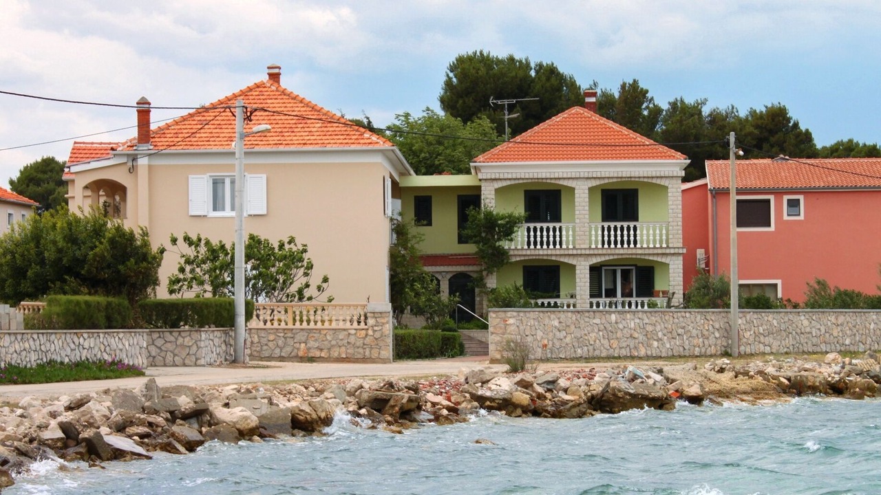 Photo of Buildings in Pasman