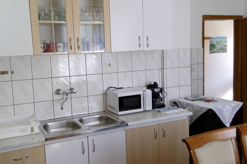 Photo of Others in Seliste