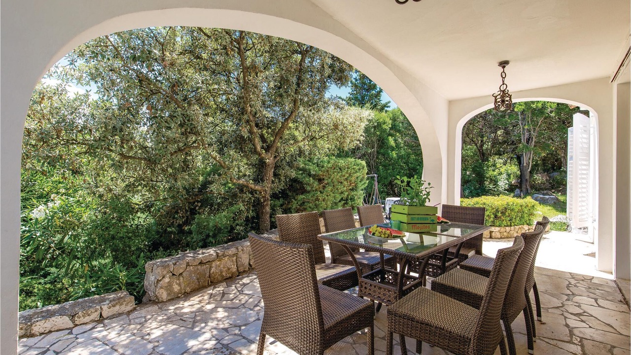 Photo of Outdoor in Suha Punta