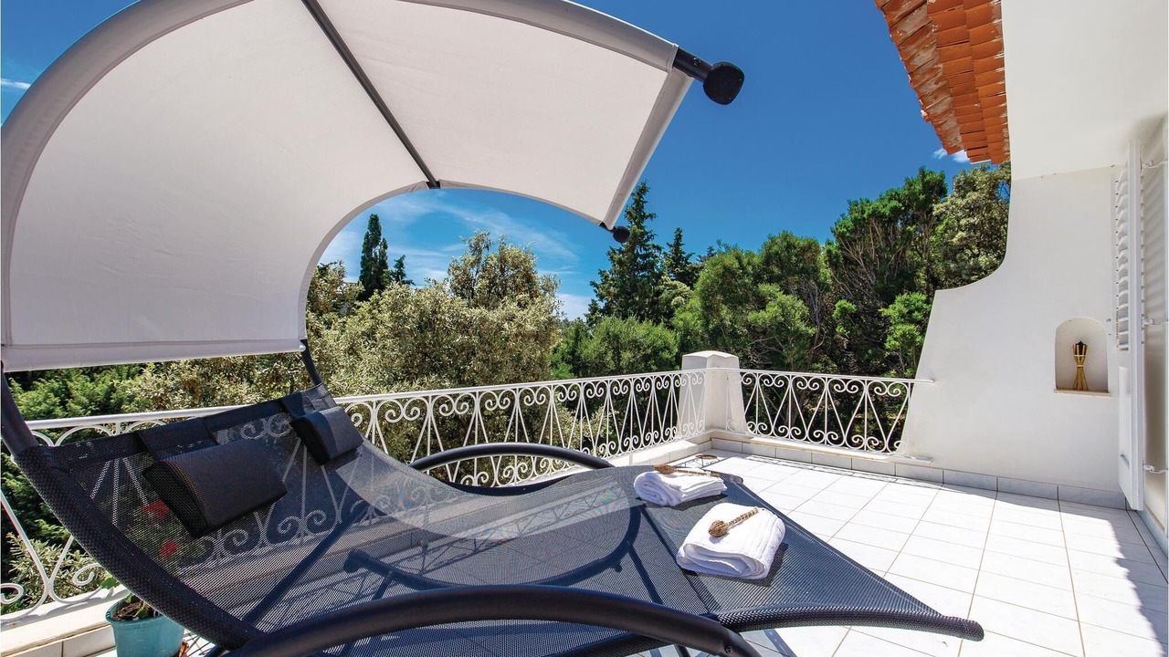 Photo of Outdoor in Suha Punta