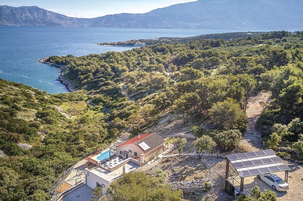 Photo of Outdoor in Povlja