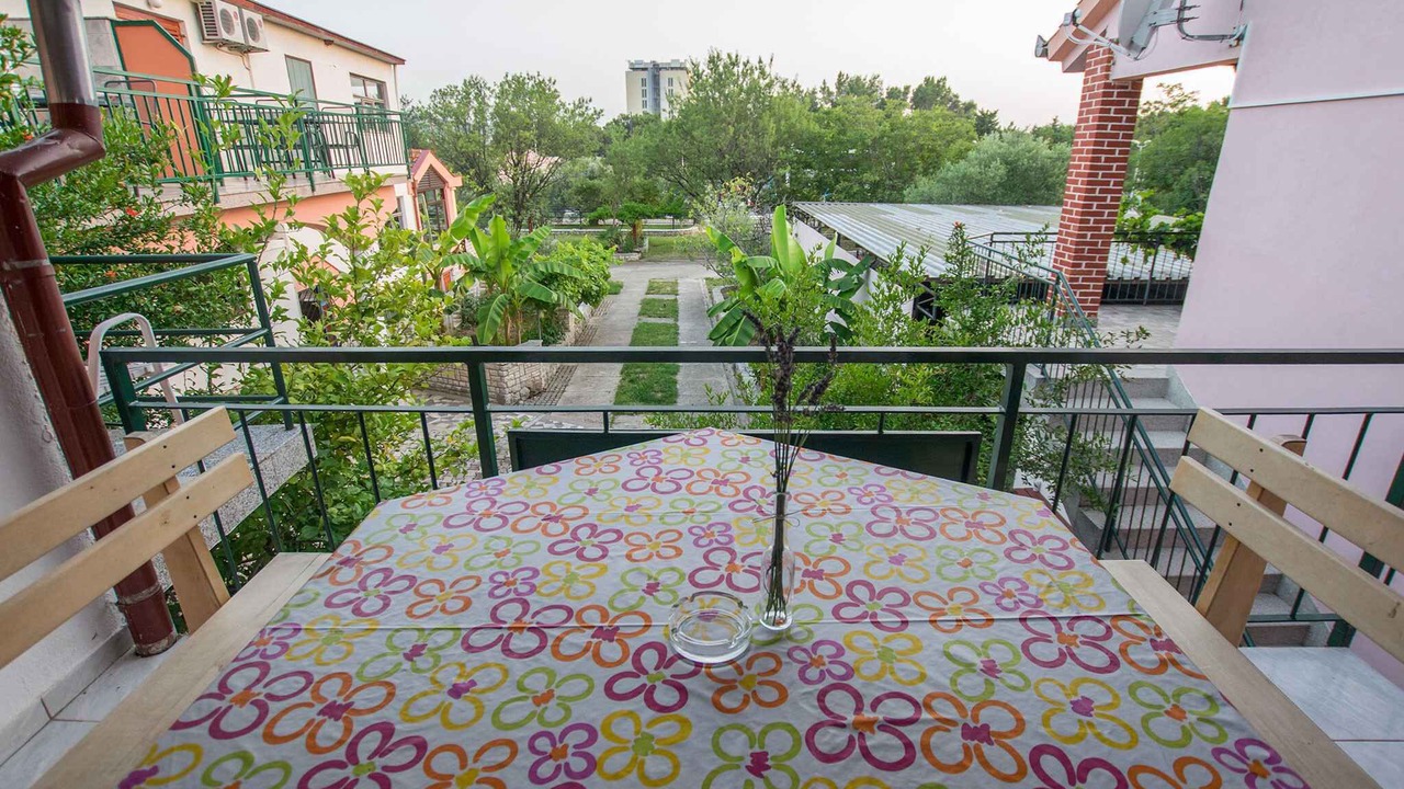 Photo of Outdoor in Seline