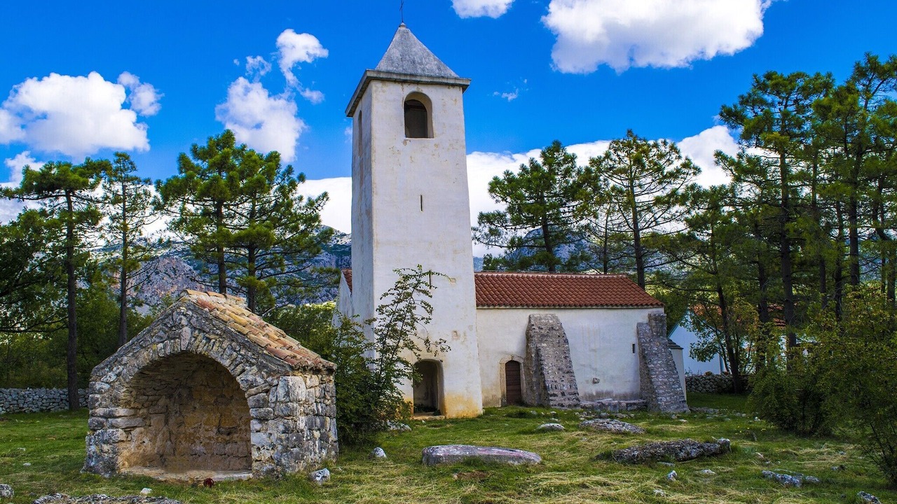 Photo of Outdoor in Seline
