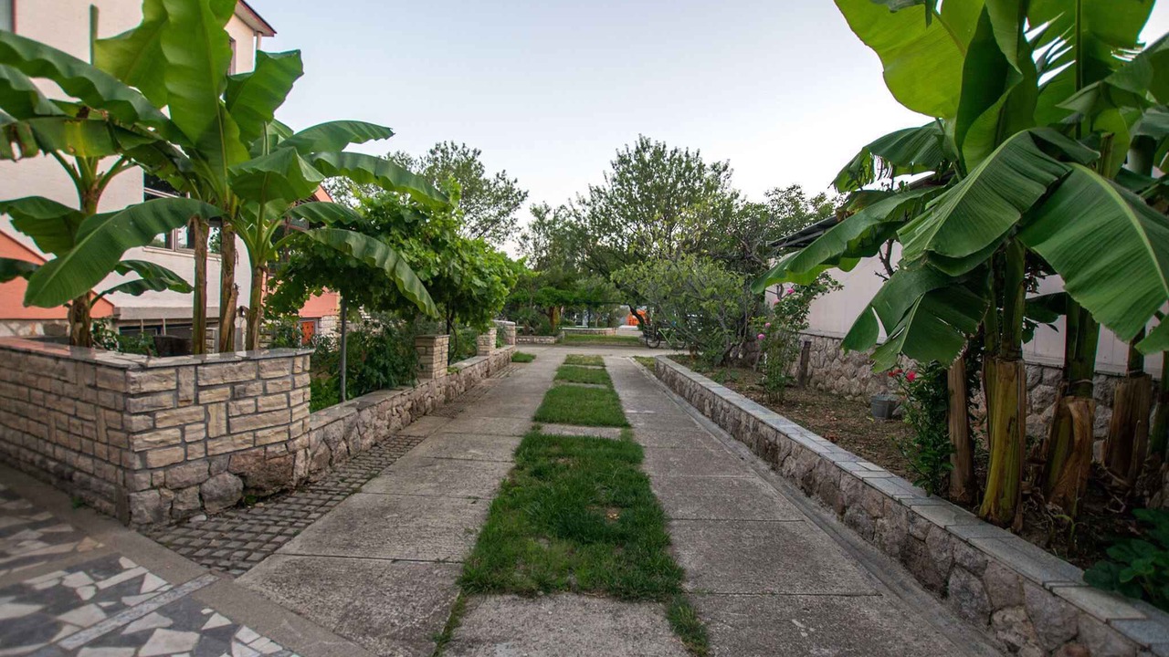 Photo of Outdoor in Seline