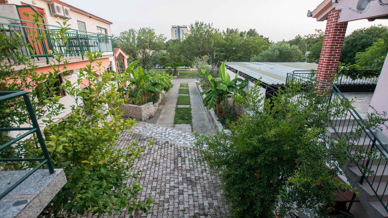 Photo of Outdoor in Seline