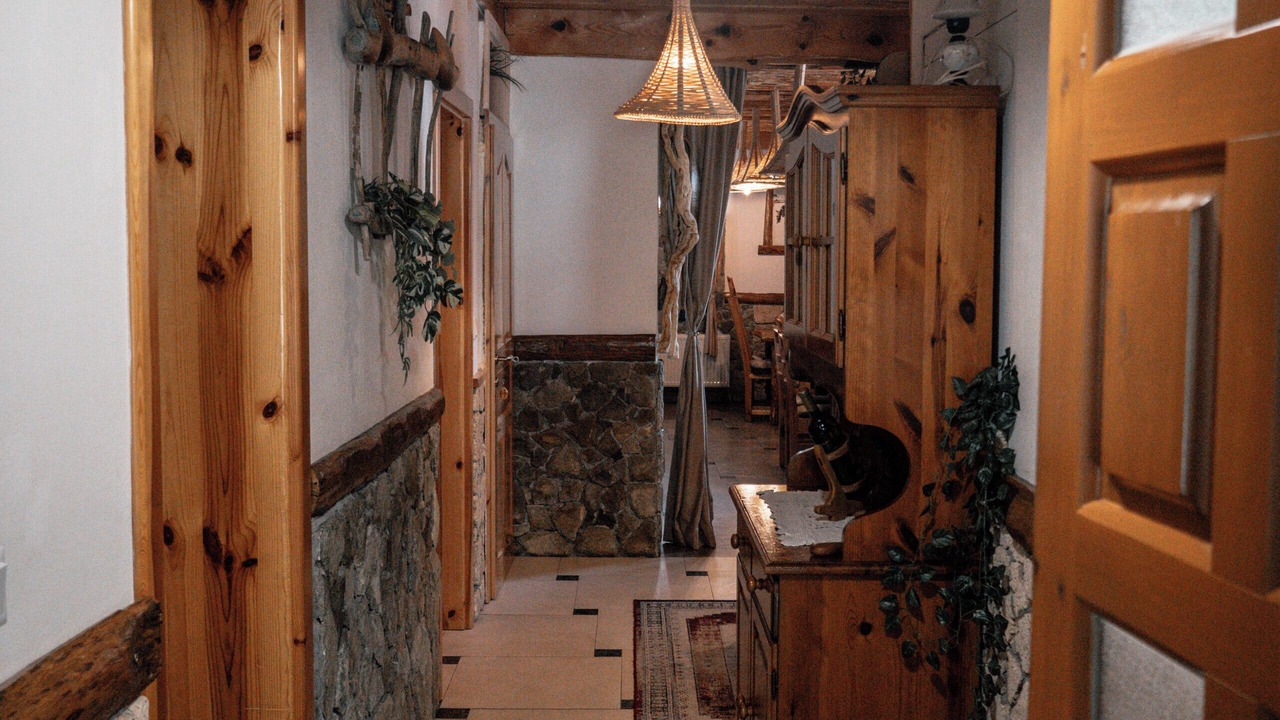 Photo of Others in Seliste