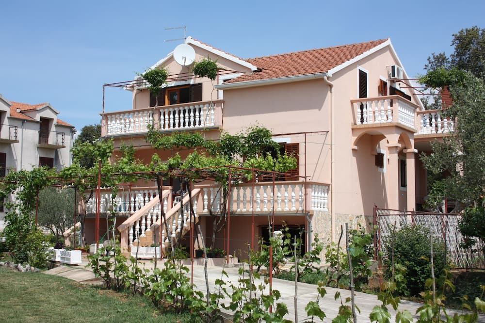 Photo of Outdoor in Turanj