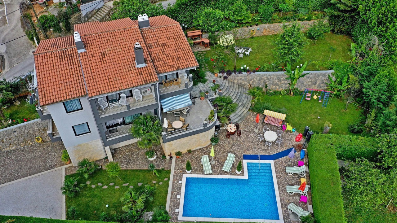 Photo of Outdoor in Bregi