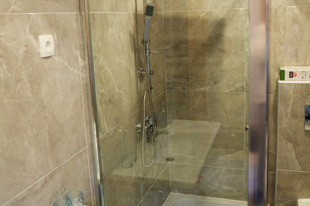Photo of Bathroom in Plaski