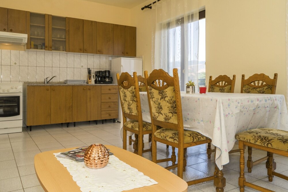 Photo of Others in Omis