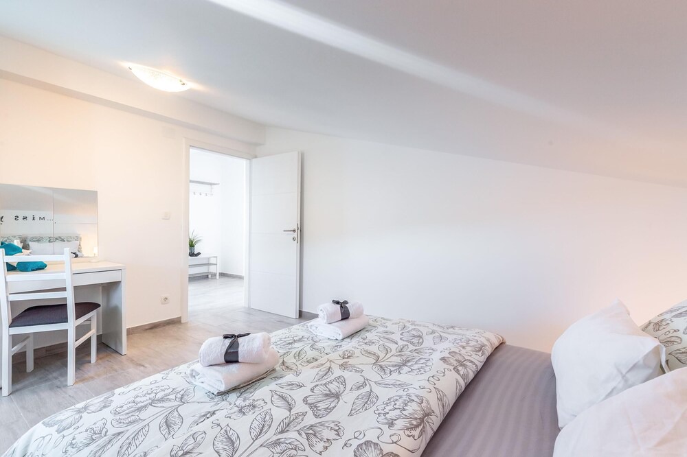 Photo of Bedroom in Dramalj