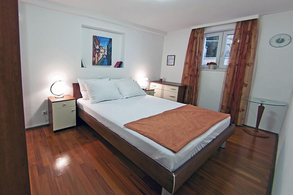 Photo of Bedroom in Plat