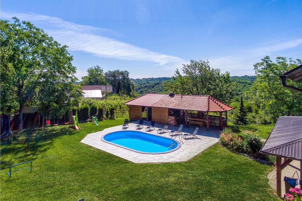 Photo of Outdoor in Jalzabet