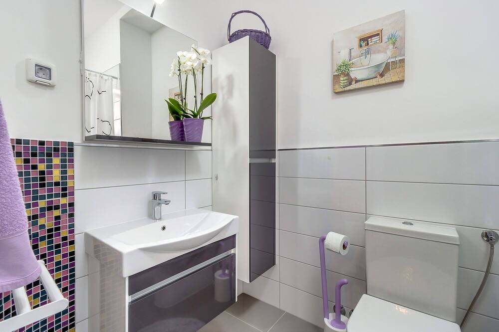 Photo of Bathroom in Artatore