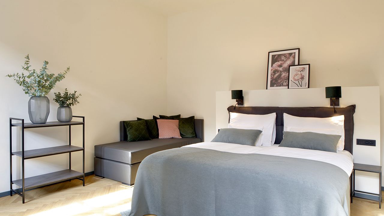 Photo of Bedroom in Center