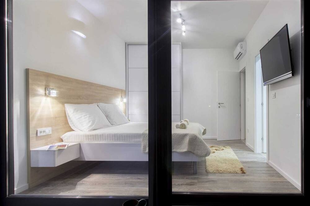 Photo of Bedroom in Srima
