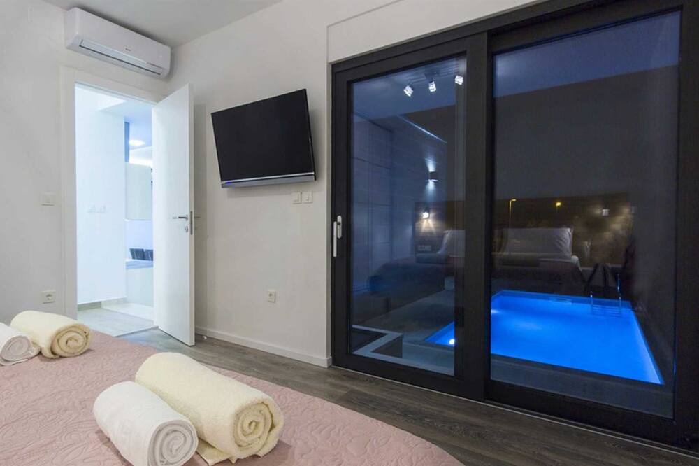 Photo of Bedroom in Srima