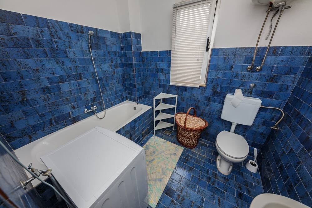 Photo of Bathroom in Rudine